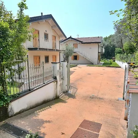 Theo E Fabiola Con Piscina E Vista Тосколано-Мадерно